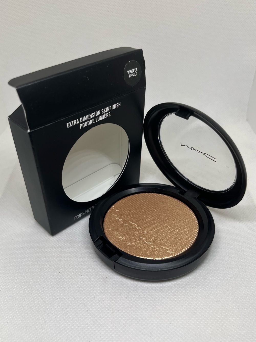 New MAC Cosmetics Extra Dimension Skinfinish Highlighter - WHISPER OF GILT